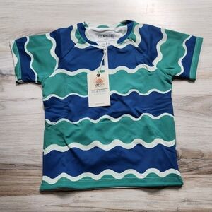 NWT Fin & Vince Rashguard Shirt